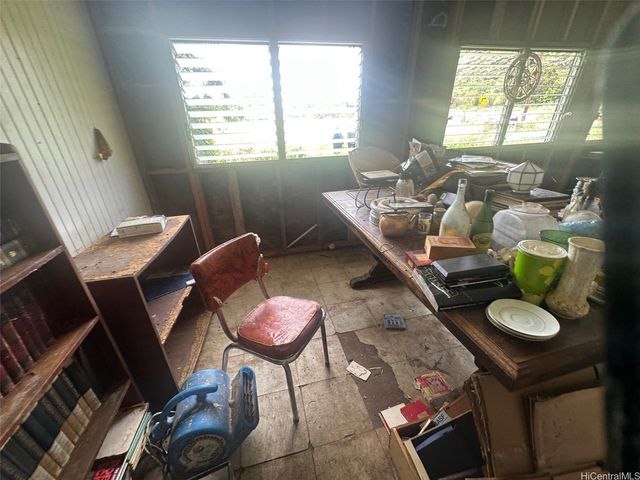 86-319 Mailiilii Road, Waianae, HI 96792