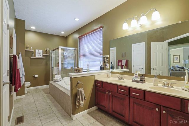 5252 Venetian Way, Hamilton Twp, OH 45152