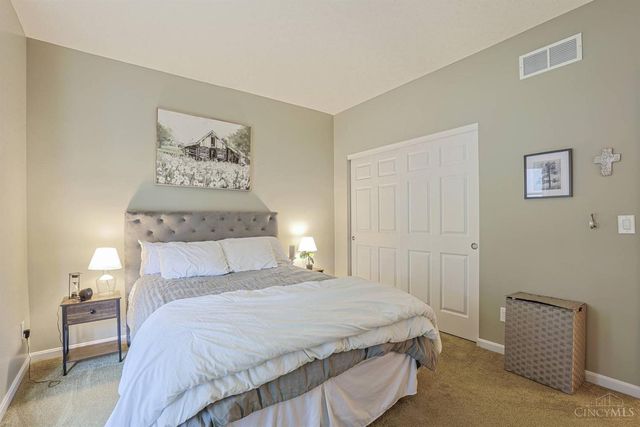 5252 Venetian Way, Hamilton Twp, OH 45152