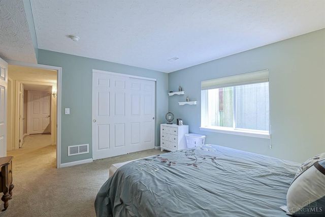 5252 Venetian Way, Hamilton Twp, OH 45152