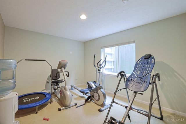 5252 Venetian Way, Hamilton Twp, OH 45152