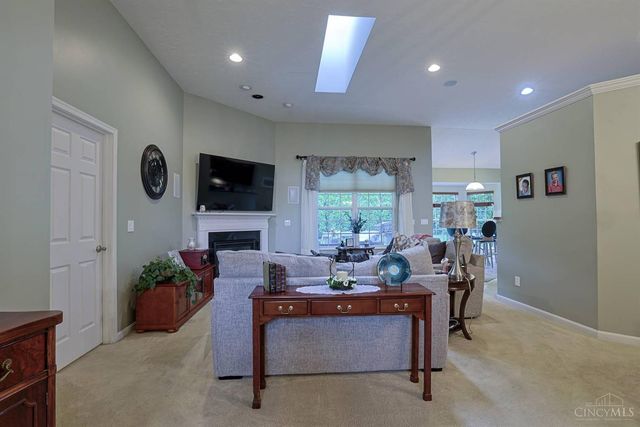 5252 Venetian Way, Hamilton Twp, OH 45152