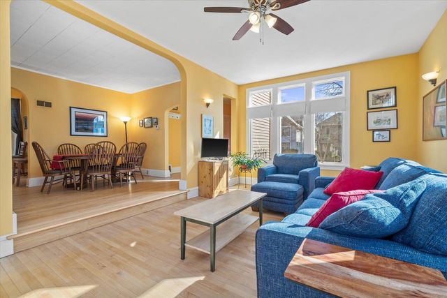 3321 N Newhall STREET, Milwaukee, WI 53211