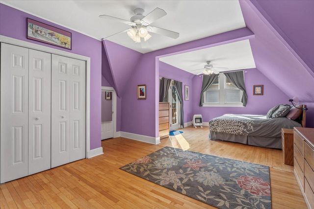 3321 N Newhall STREET, Milwaukee, WI 53211