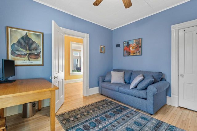 3321 N Newhall STREET, Milwaukee, WI 53211