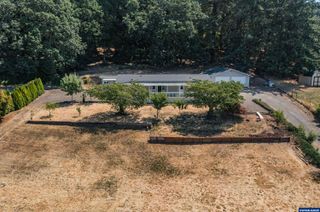 38611 Century Dr NE, Albany, OR 97322