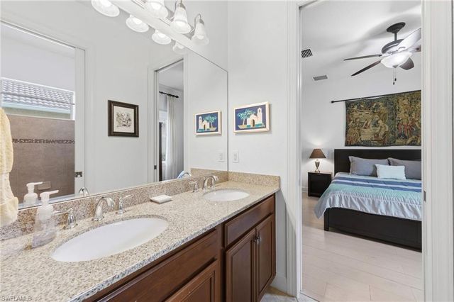 8207 Potomac LN, Naples, FL 34104