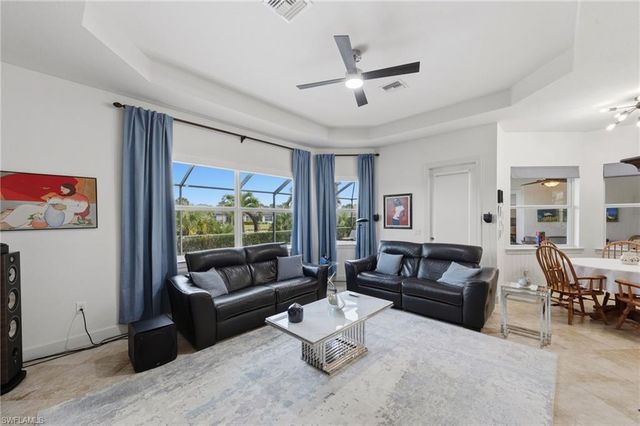 8207 Potomac LN, Naples, FL 34104