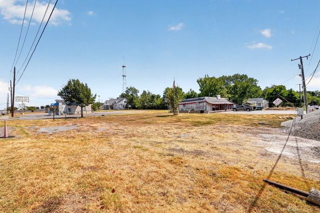 2648 W Scyene Road, Mesquite, TX 75149
