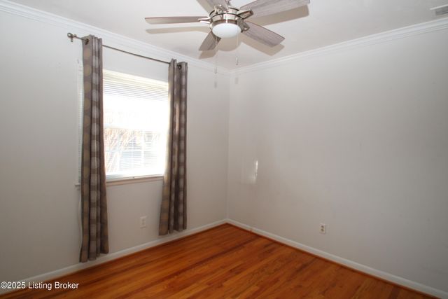 3026 Kaye Lawn Dr, Louisville, KY 40220