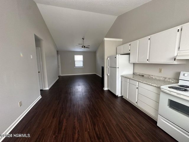 239 Wyndham Circle B, Greenville, NC 27858