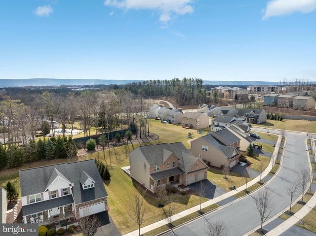 1735 WOODLEDGE DR, State College, PA 16803