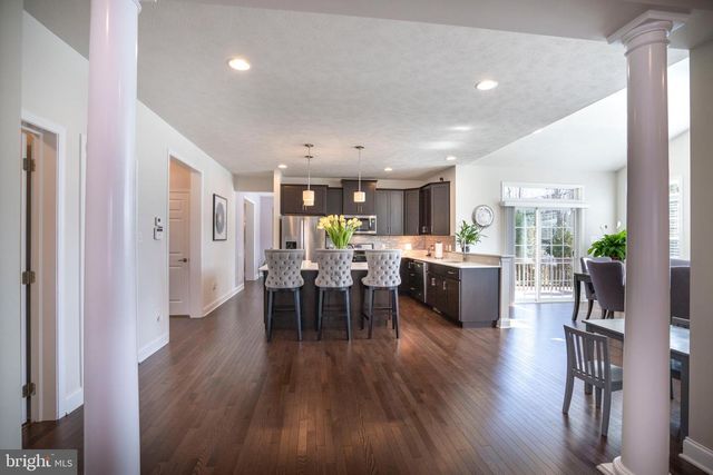 1735 WOODLEDGE DR, State College, PA 16803