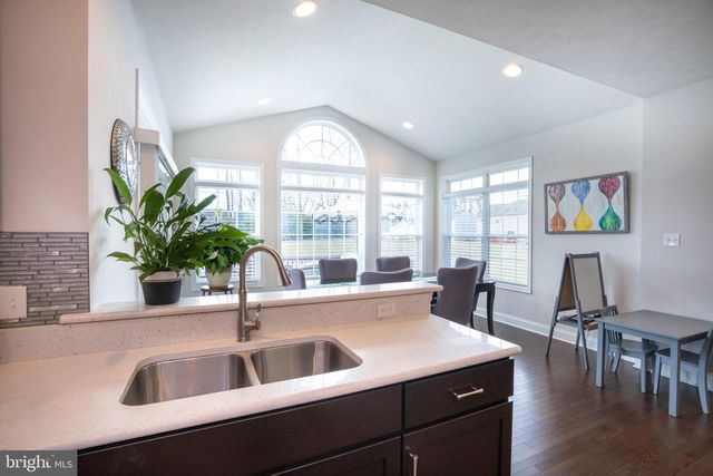 1735 WOODLEDGE DR, State College, PA 16803