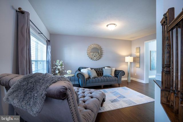 1735 WOODLEDGE DR, State College, PA 16803