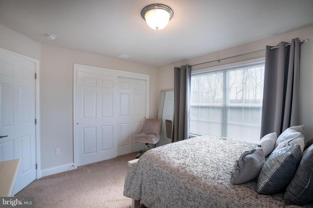 1735 WOODLEDGE DR, State College, PA 16803