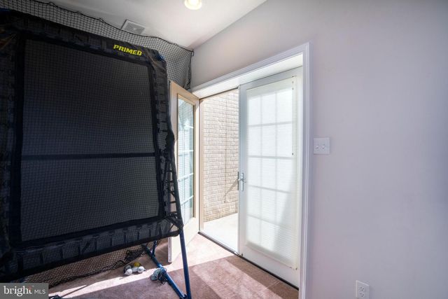 1735 WOODLEDGE DR, State College, PA 16803