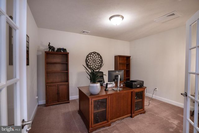 1735 WOODLEDGE DR, State College, PA 16803