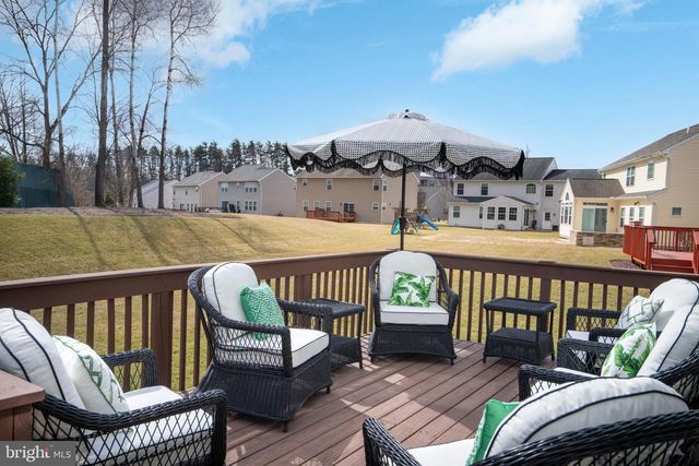 1735 WOODLEDGE DR, State College, PA 16803