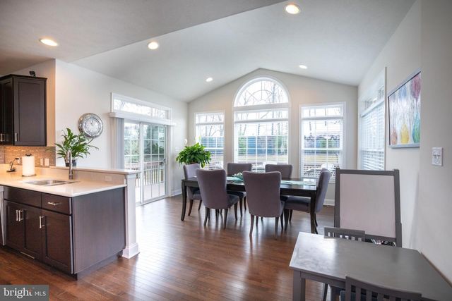 1735 WOODLEDGE DR, State College, PA 16803