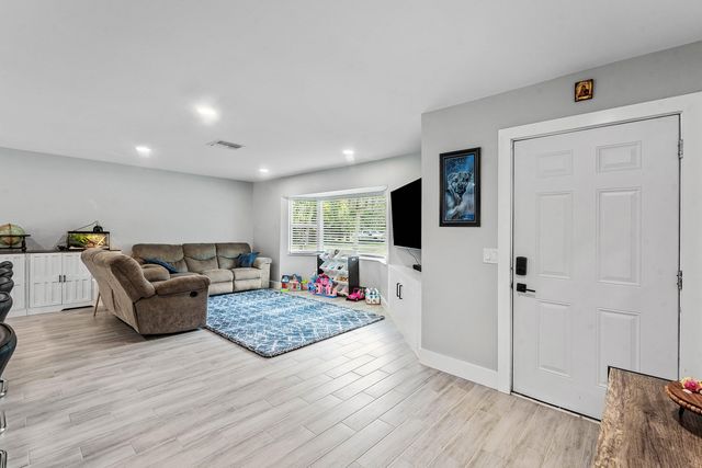 4619 Coconut Boulevard, West Palm Beach, FL 33411