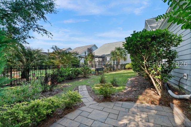 11 Lilydipper Ct, Bluffton, SC 29910