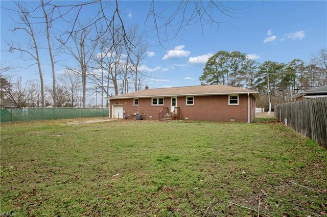 232 Menchville RD, Newport News, VA 23602