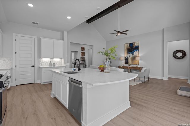 151 Kari Drive, Castroville, TX 78009