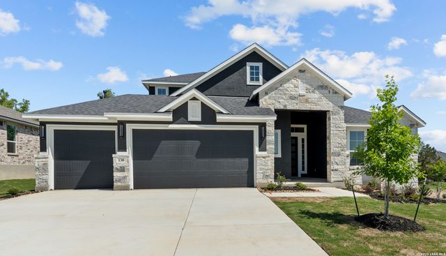 151 Kari Drive, Castroville, TX 78009