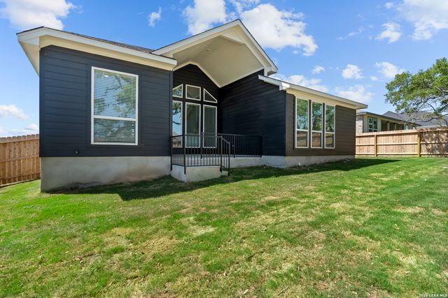 151 Kari Drive, Castroville, TX 78009