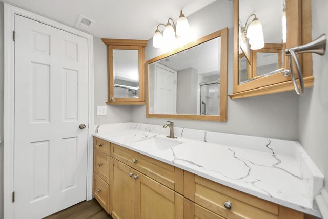 7102 Log Hollow Drive, Houston, TX 77040