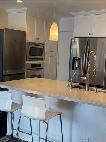 2508 C N Tustin, Santa Ana, CA 92705