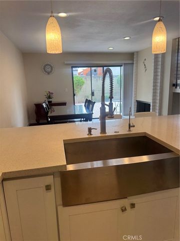 2508 C N Tustin, Santa Ana, CA 92705