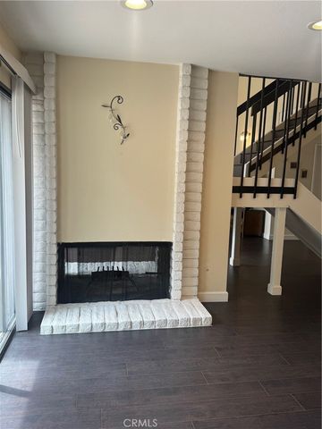 2508 C N Tustin, Santa Ana, CA 92705