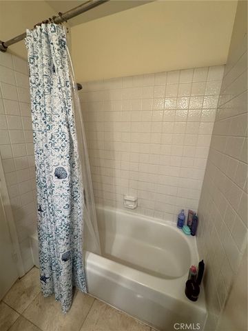 2508 C N Tustin, Santa Ana, CA 92705