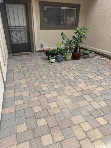 2508 C N Tustin, Santa Ana, CA 92705