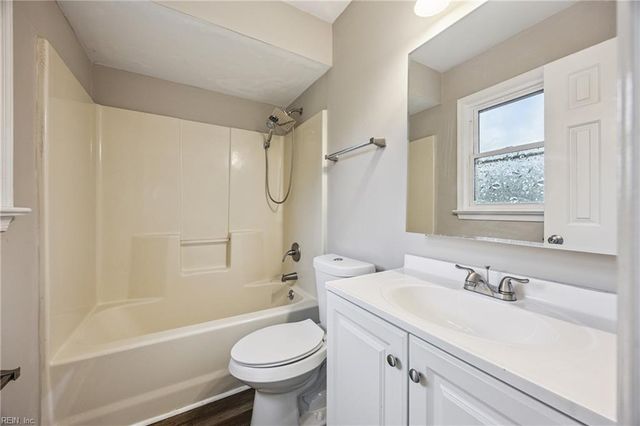 3820 Long Point BLVD, Portsmouth, VA 23703