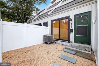 567 SUMMIT HOUSE, West Chester, PA 19382