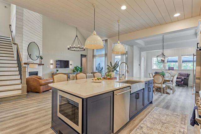 70 E Liberty Square Place, The Woodlands, TX 77389