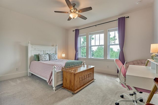 70 E Liberty Square Place, The Woodlands, TX 77389