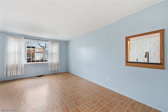 3685 Gridley Road, Shaker Heights, OH 44122