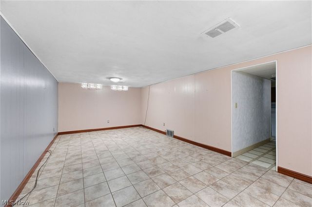 3685 Gridley Road, Shaker Heights, OH 44122