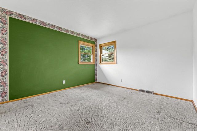 3706 S 157th STREET, New Berlin, WI 53151