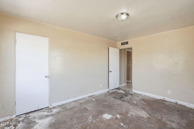 3331 N 18TH Avenue, Phoenix, AZ 85015