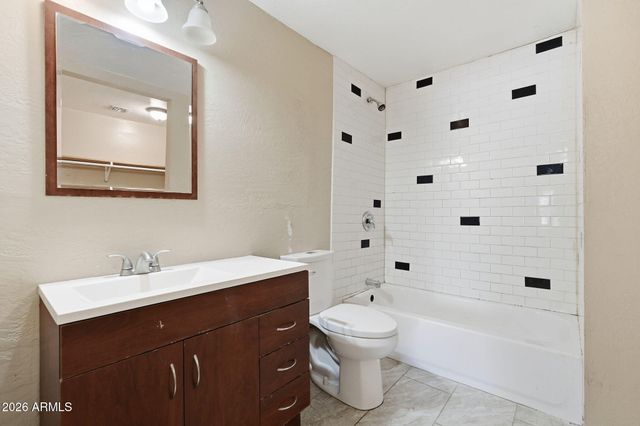 3331 N 18TH Avenue, Phoenix, AZ 85015