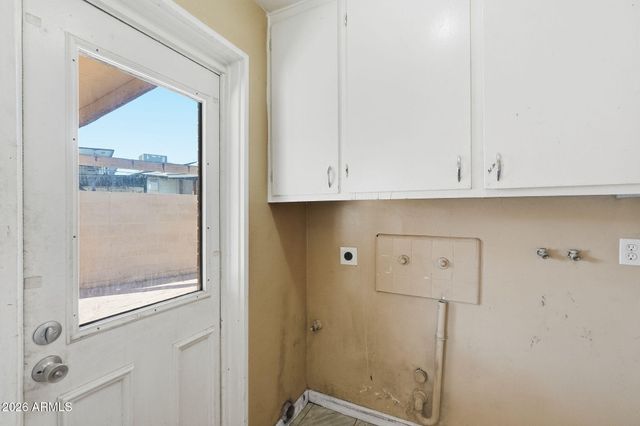 3331 N 18TH Avenue, Phoenix, AZ 85015
