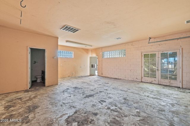 3331 N 18TH Avenue, Phoenix, AZ 85015