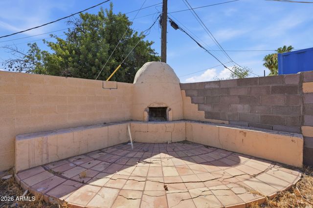 3331 N 18TH Avenue, Phoenix, AZ 85015