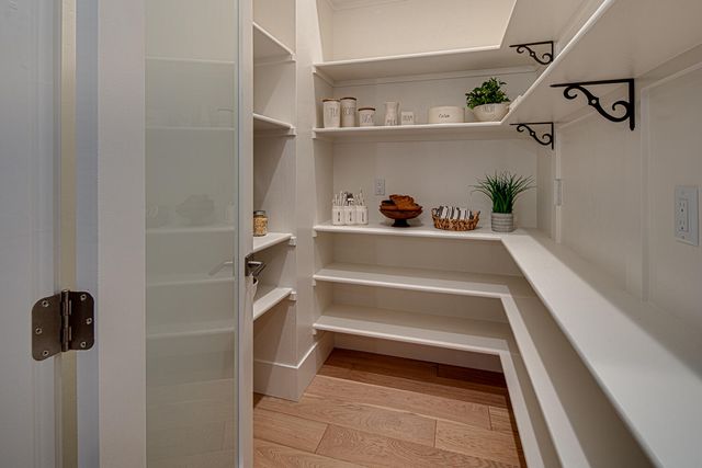 1203 Highland View Loop, Redmond, OR 97756