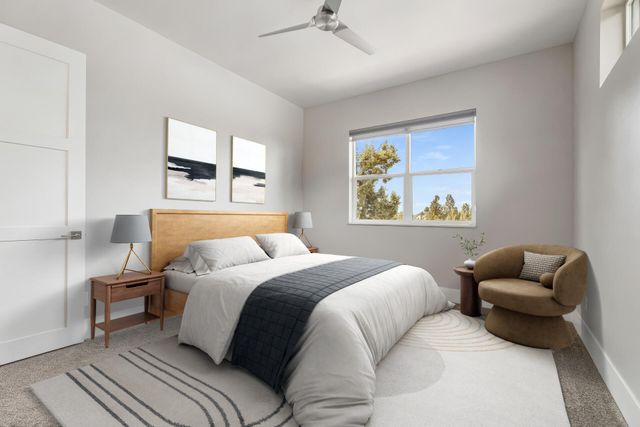 1203 Highland View Loop, Redmond, OR 97756